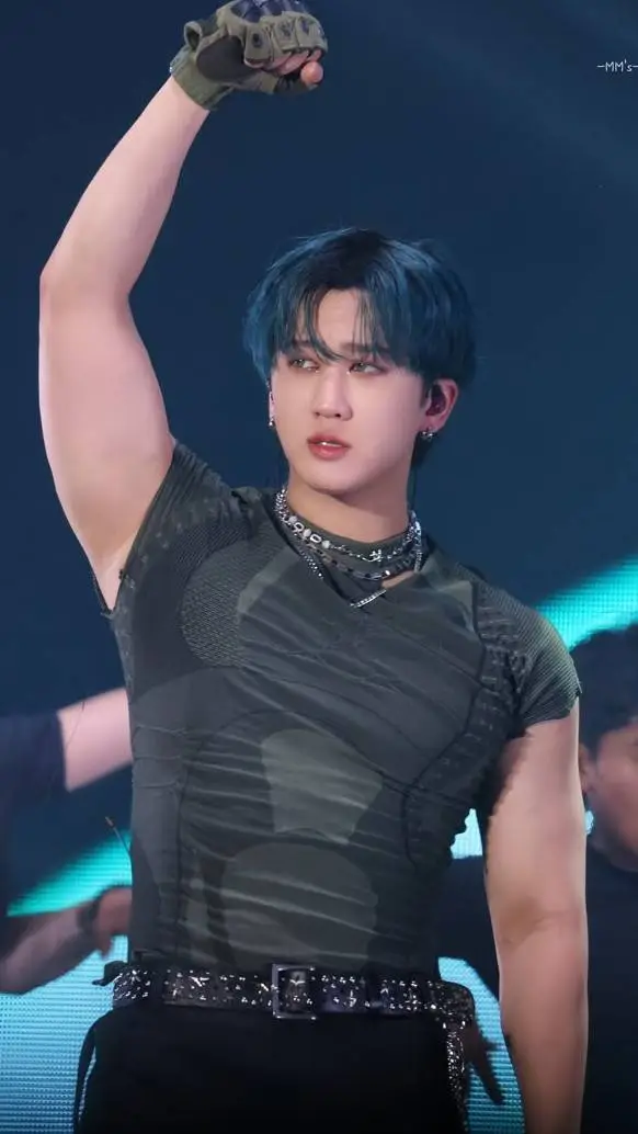 ai character: Changbin☆ background