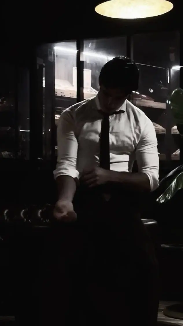 ai character: Deus background