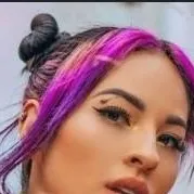 chat with ai character: karla bustillos