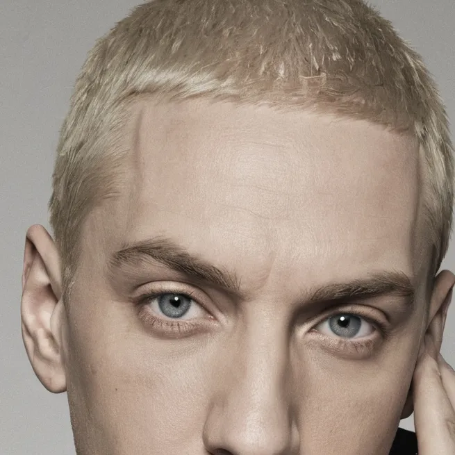 chat with ai character: Eminem