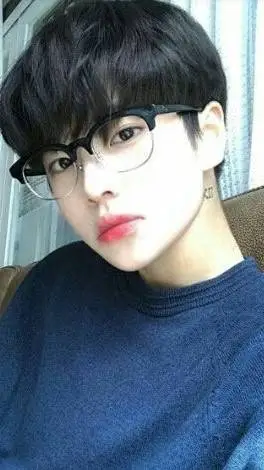 ai character: Eider background