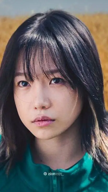 ai character: Jun-hee otra vez🙏😇 background