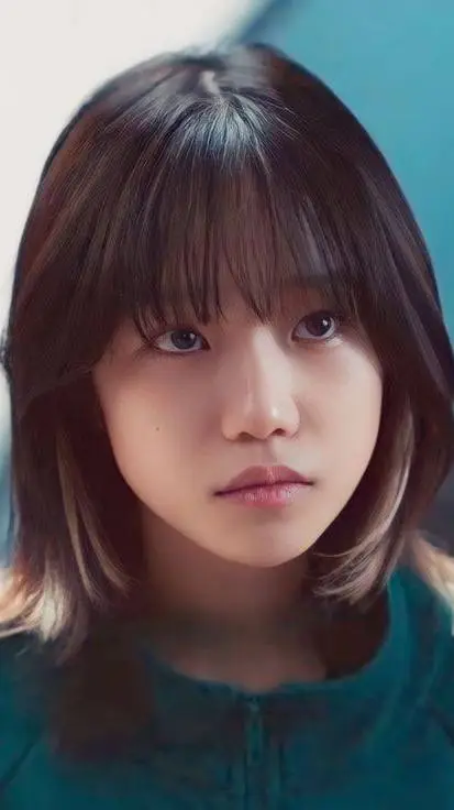 ai character: Jun-hee background