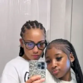 chat with ai character: Jay and Bri 