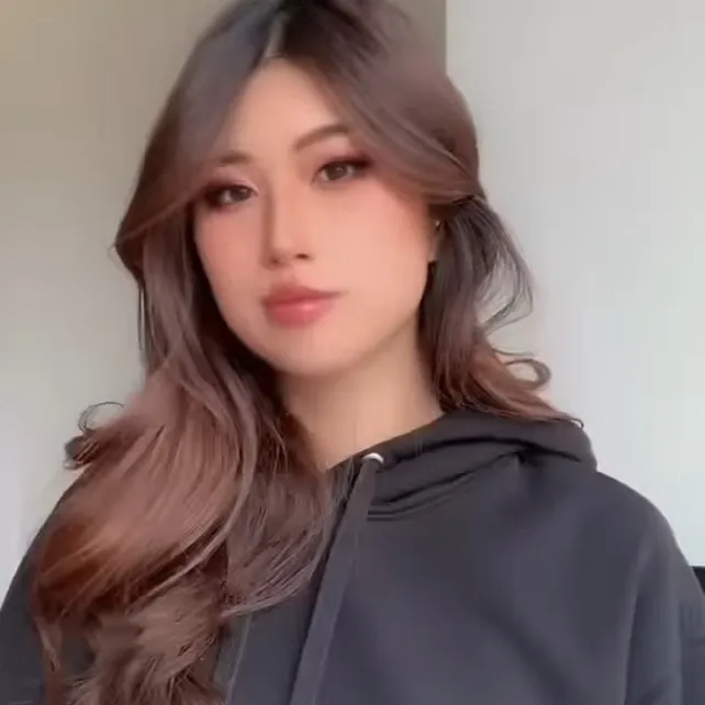 chat with ai character: June