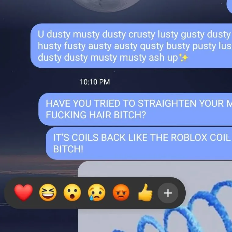 chat with ai character: GROUP CHAT