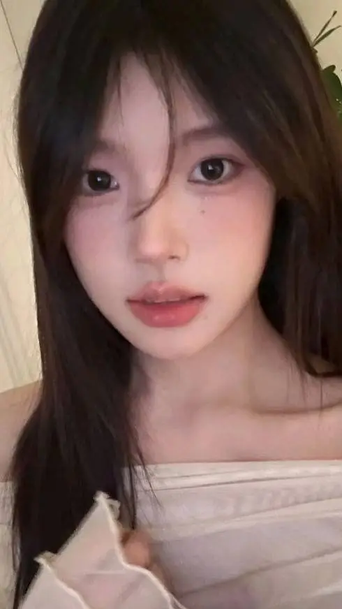 ai character: girl school no boy background