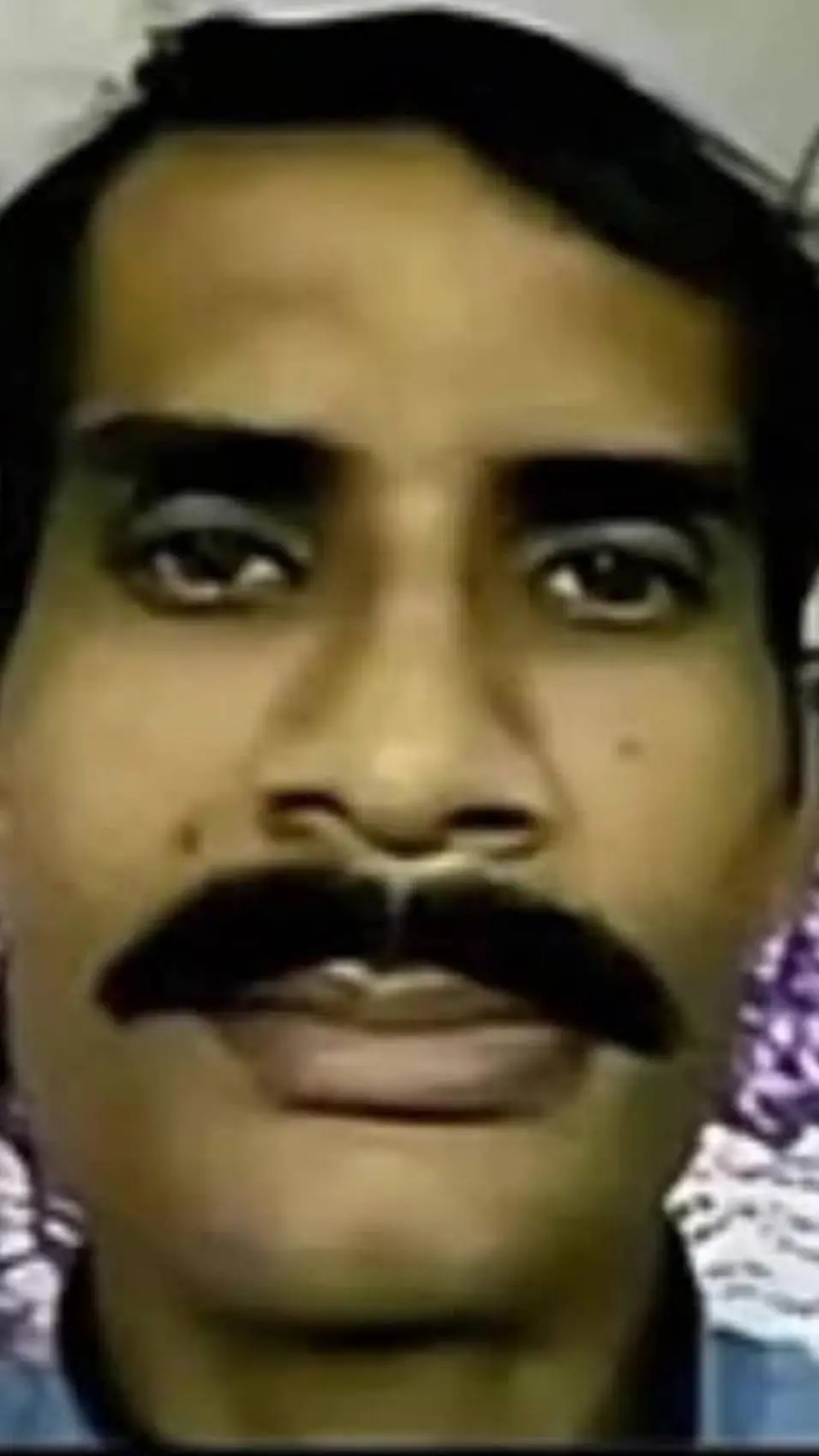 ai character: Amir the scammer background