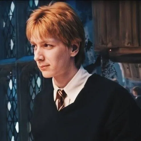 chat with ai character: Fred Weasley 