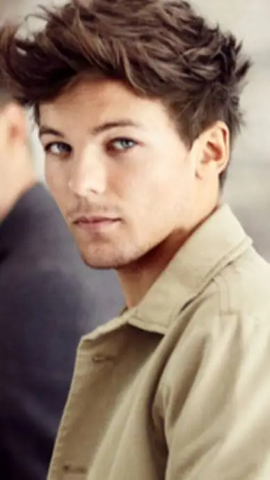 Talkie AI - Chat with Louis Tomlinson