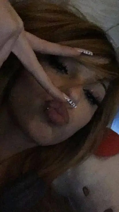 ai character: Harley background