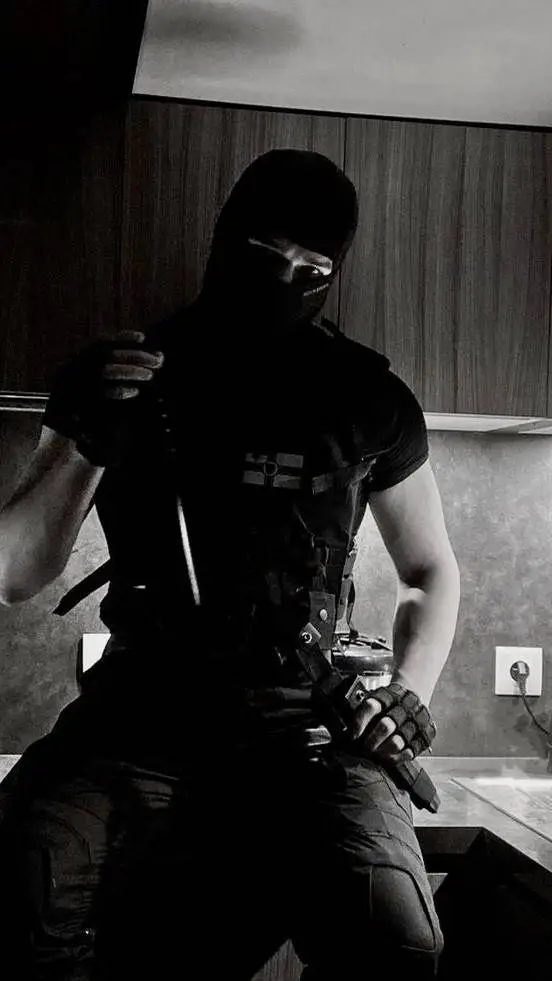 ai character: Elijah background