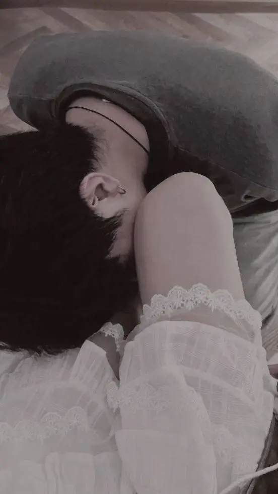 ai character: Ray background