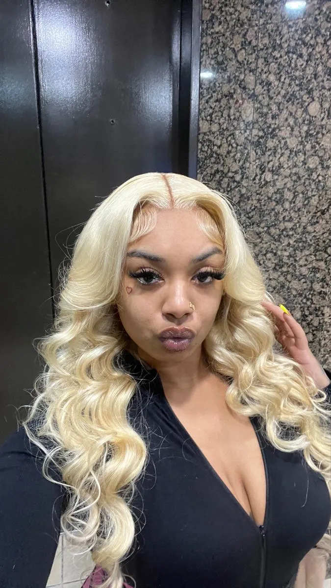 ai character: Jazmyn background