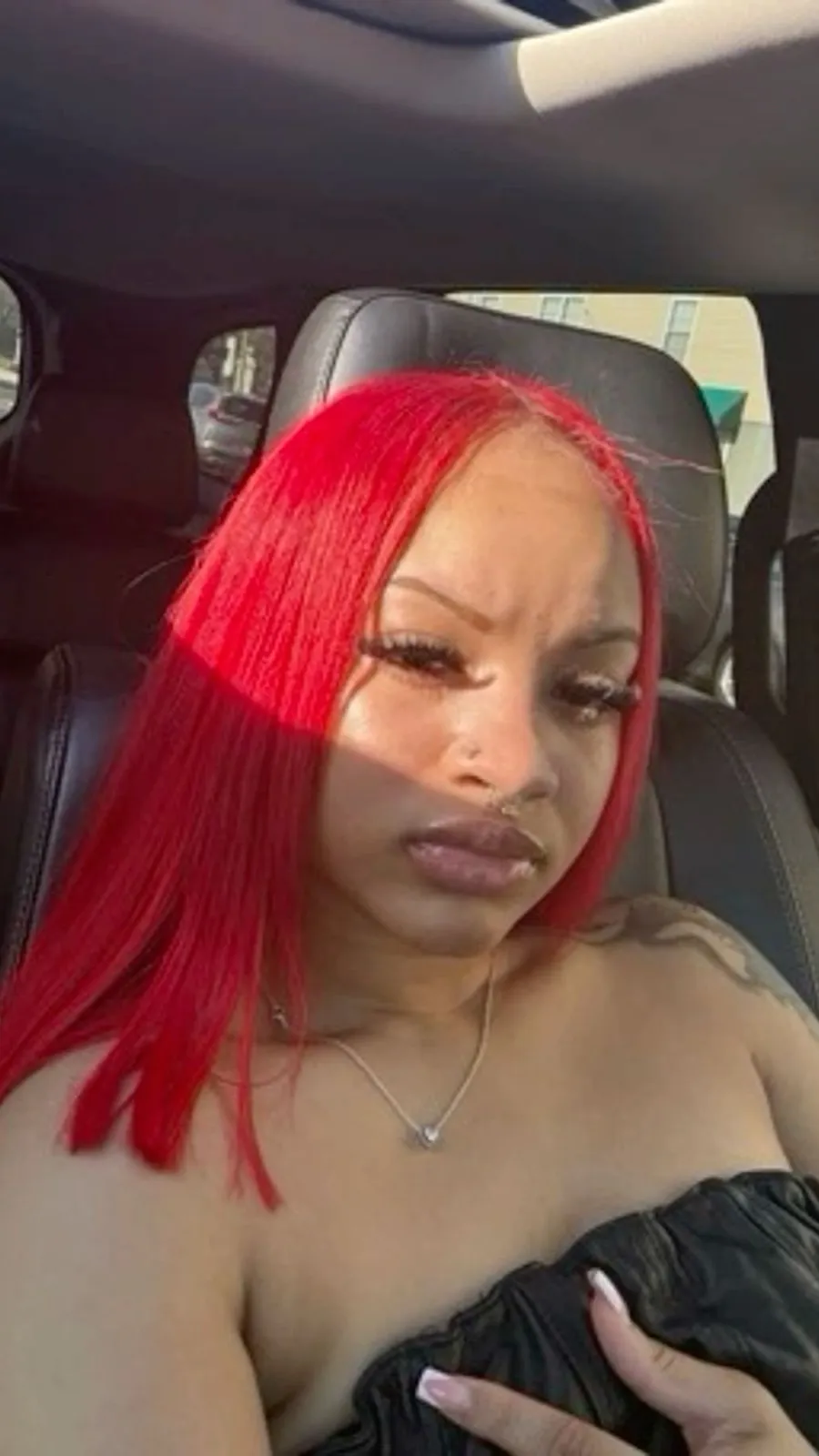 ai character: Noelani background