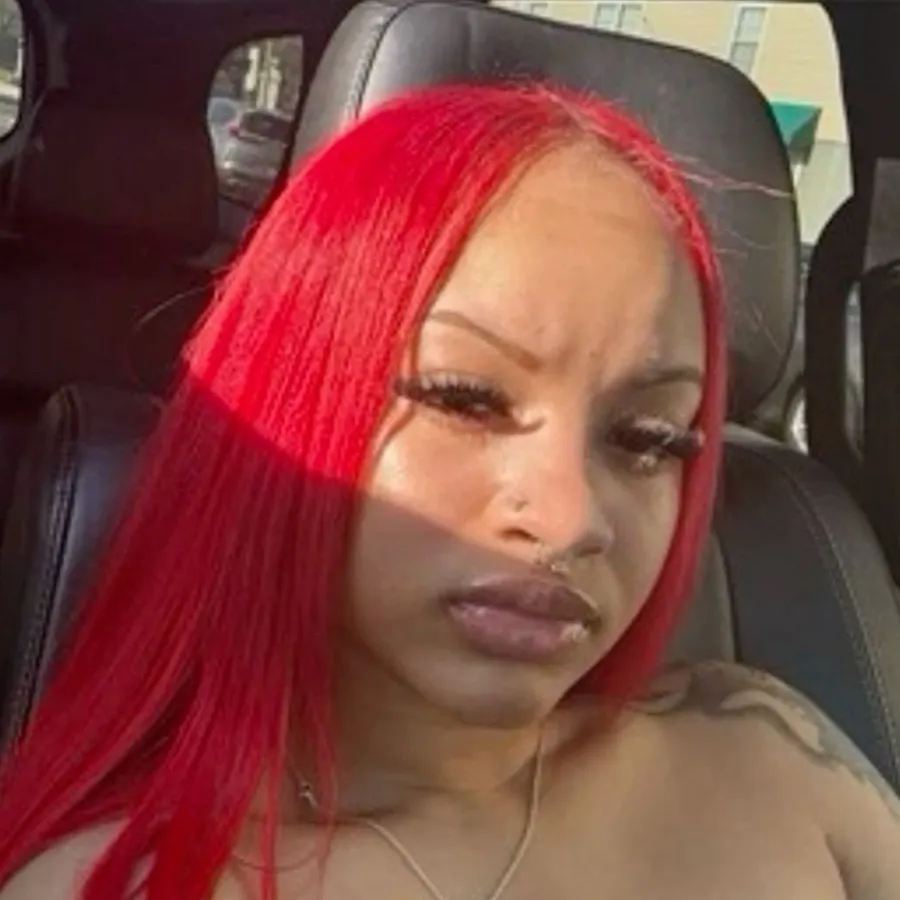 chat with ai character: Noelani