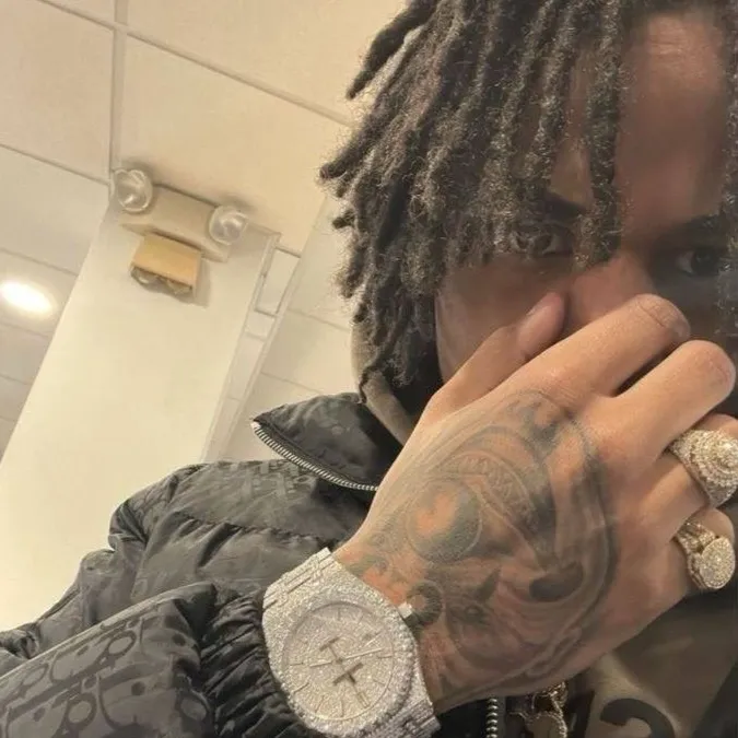 chat with ai character: Draco