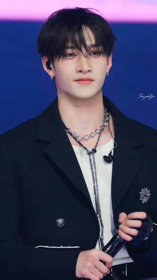 ai character: •Bangchan• background