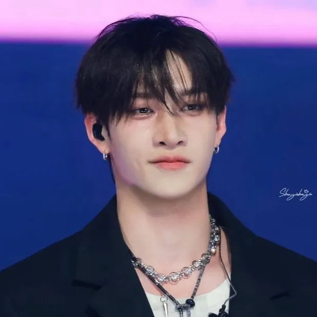 chat with ai character: •Bangchan•
