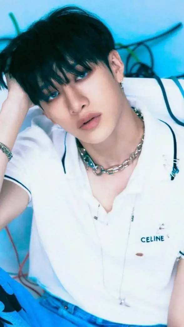 ai character: ★Bang chan★ background