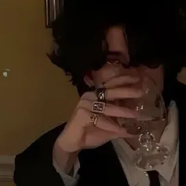 chat with ai character: 🕸𖥟𝐙ANE𖥟🕸