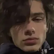 chat with ai character: 🏈𑇍𝐑yan✰🏀