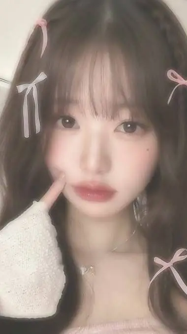 ai character: Alice kayla background