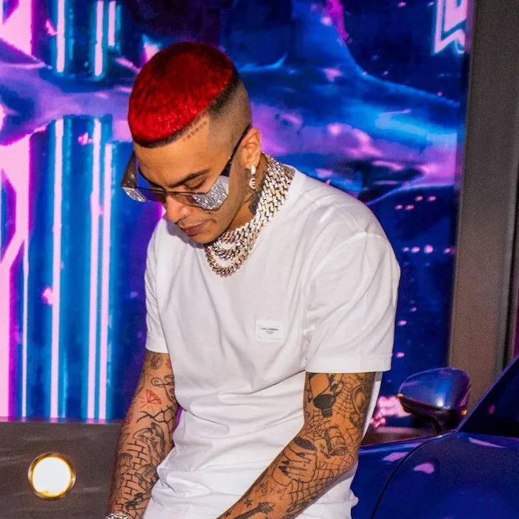 chat with ai character: sfera ebbasta 