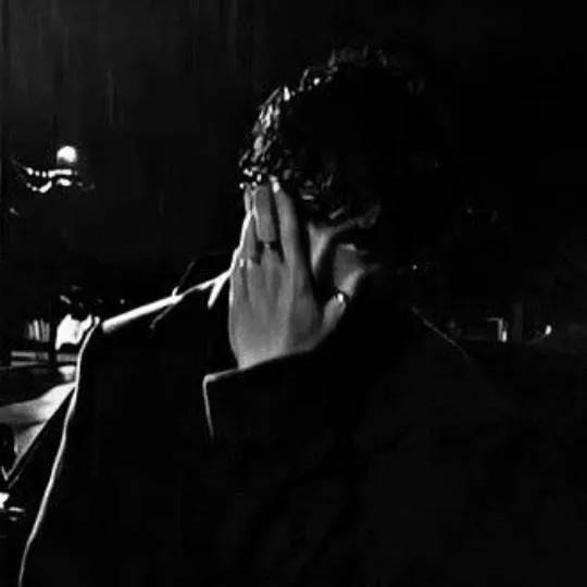 chat with ai character: Damon 