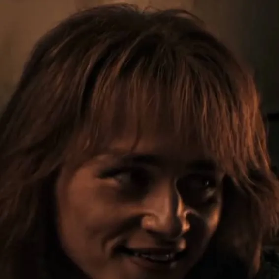 chat with ai character: Freddie Mercury