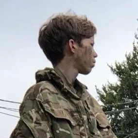 chat with ai character: Cadets