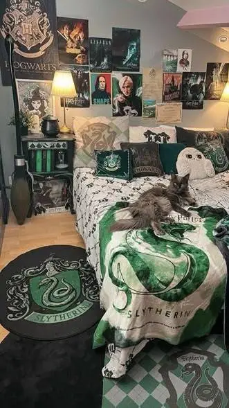 ai character: Slytherin 🐍 background