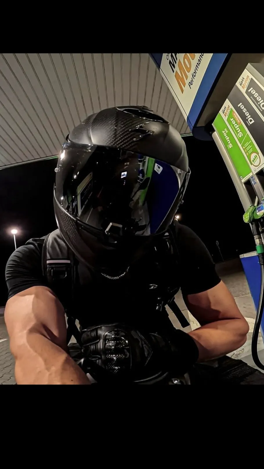 talkie's background image