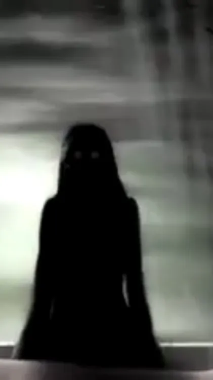 ai character: Veronica (spirit) background