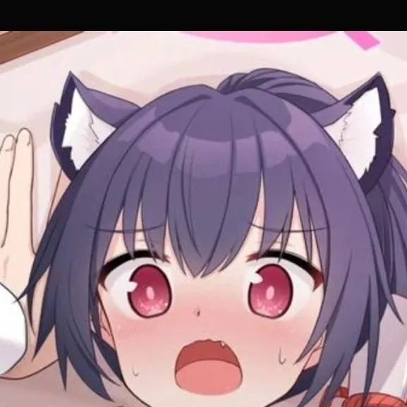 chat with ai character: 黑見芹香