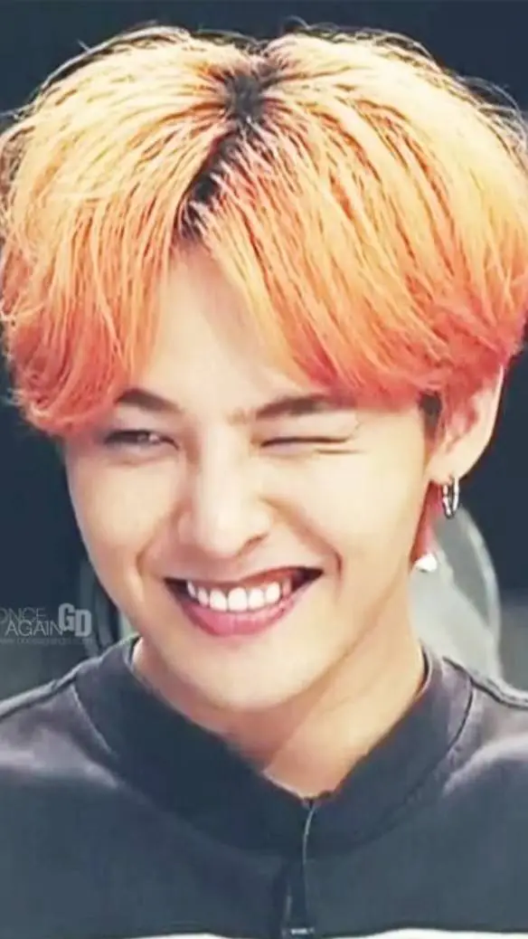 ai character: g-dragon  background