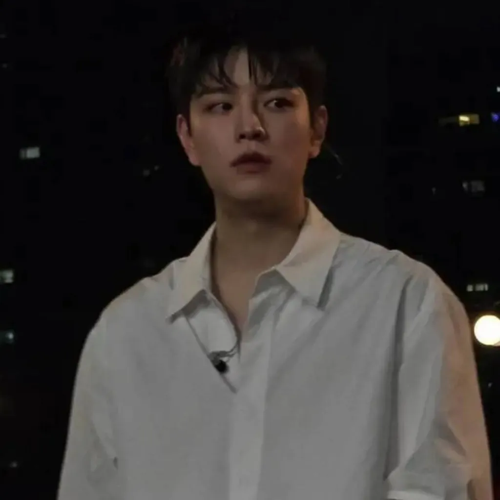 chat with ai character: Kim Seungmin