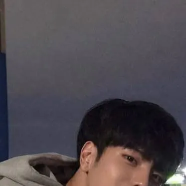 chat with ai character: Jake😃