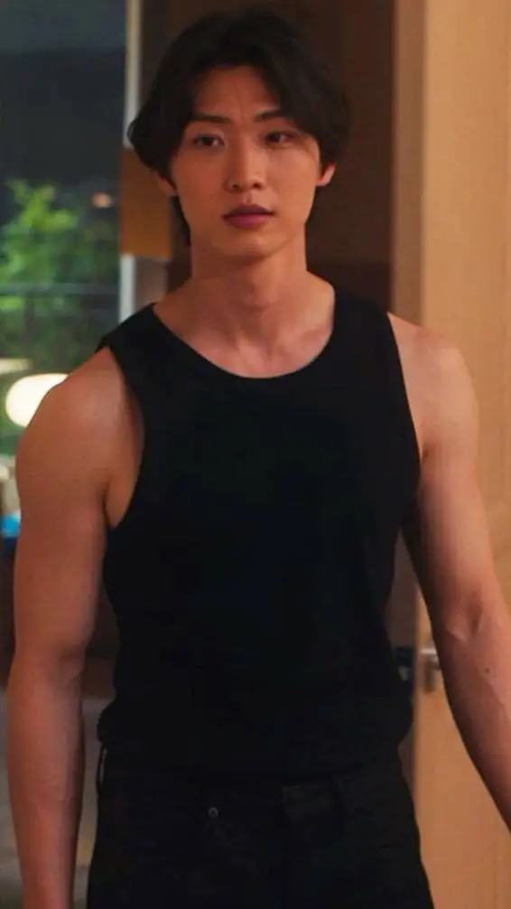 ai character: Minho (Xo Kitty) background