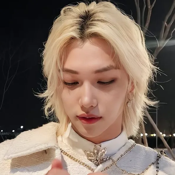 chat-with-felix-text-or-voice-enjoy-ai-chat-free-safe