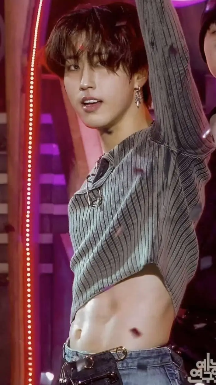 ai character: Han background