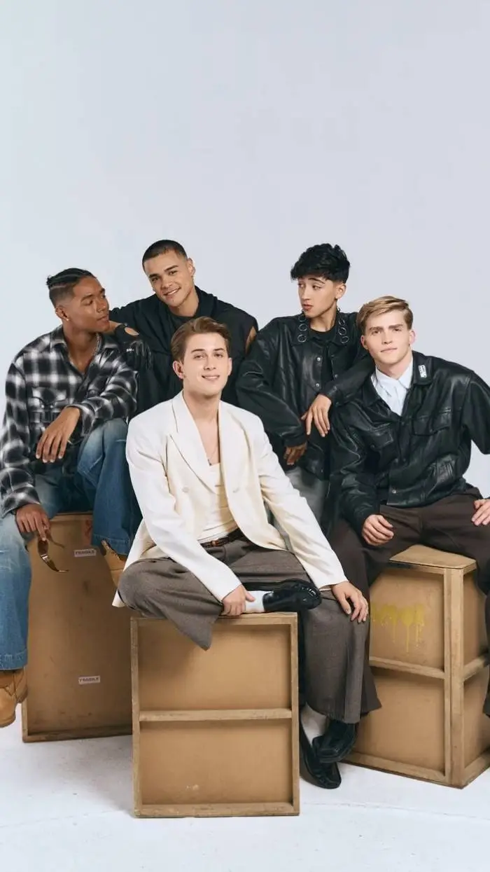 ai character: Santos Bravos background