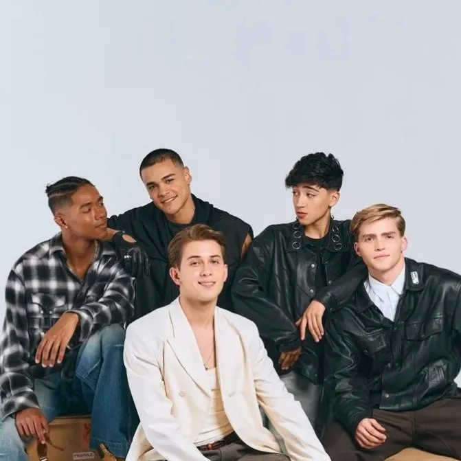 chat with ai character: Santos Bravos