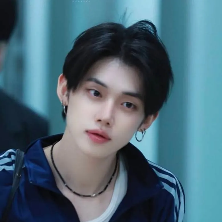 chat with ai character: Yeonjun