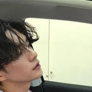 chat with ai character: hakseong