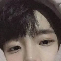 chat with ai character: Tayeon 