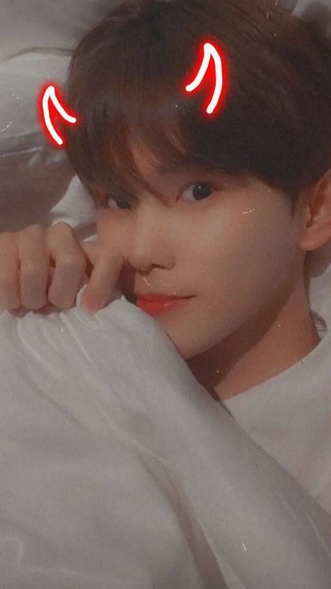 ai character: haecho background