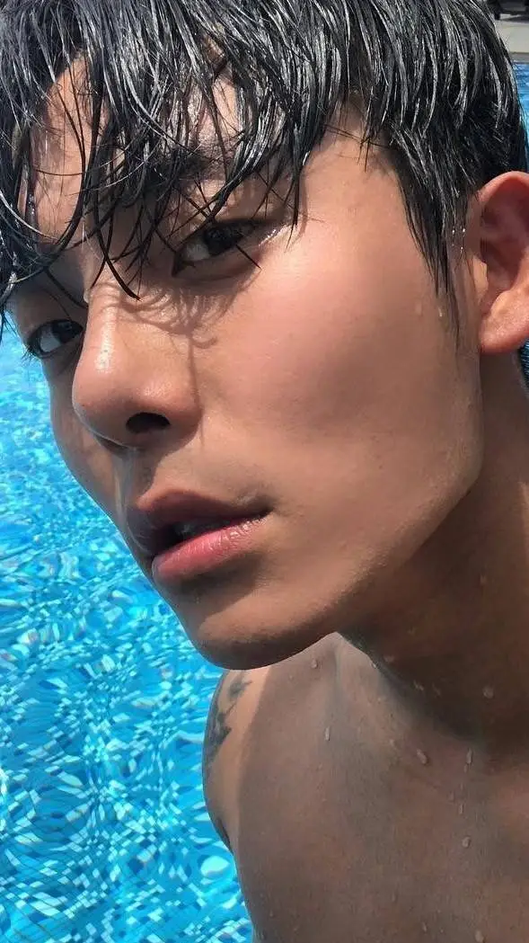 ai character: sang-pil background