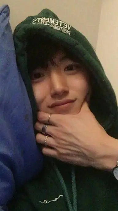 ai character: David jen background