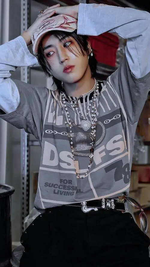 ai character: Хан  background